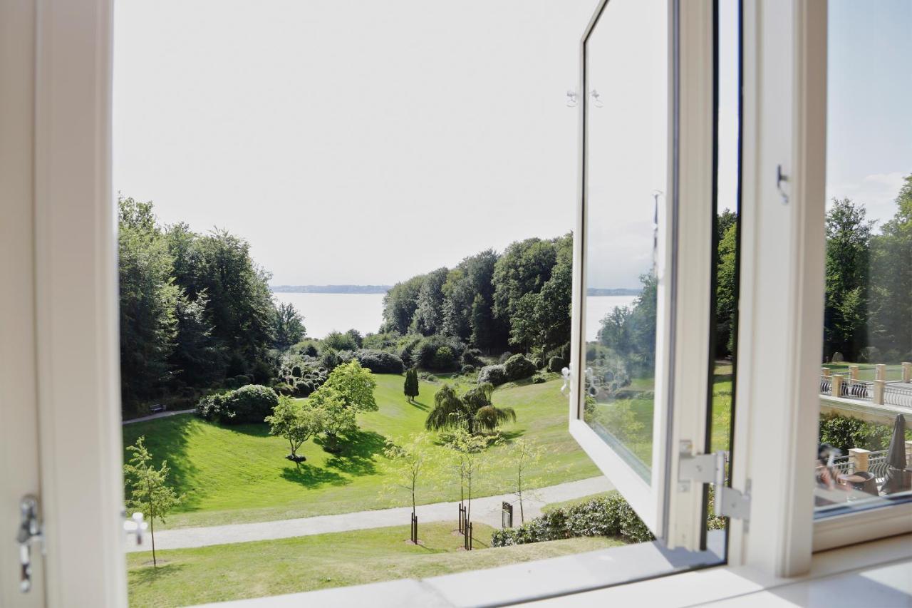 Hotel Vejlefjord Stouby Екстериор снимка
